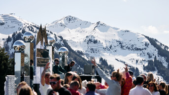 White Pearl Mountain Days | © Márk Oláh