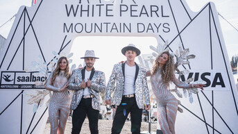 White Pearl Mountain Days | © Márk Oláh