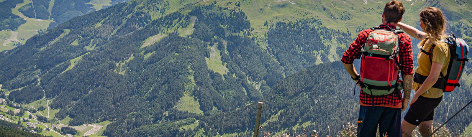Hiking in the vacation region Saalbach Hinterglemm | © Yvonne Hörl