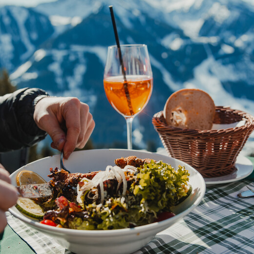 Sonnenskilauf in Saalbach Hinterglemm | © Markus Landauer Sonnenskilauf in Saalbach Hinterglemm | © Markus Landauer