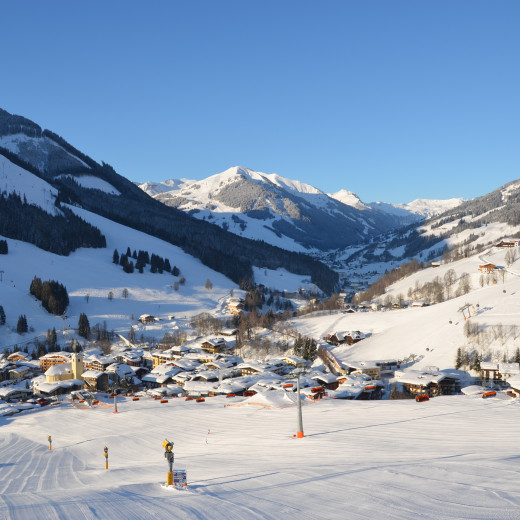walking distance | © saalbach.com Ausblick auf das Skigebiet Saalbach Hinterglemm | © saalbach.com